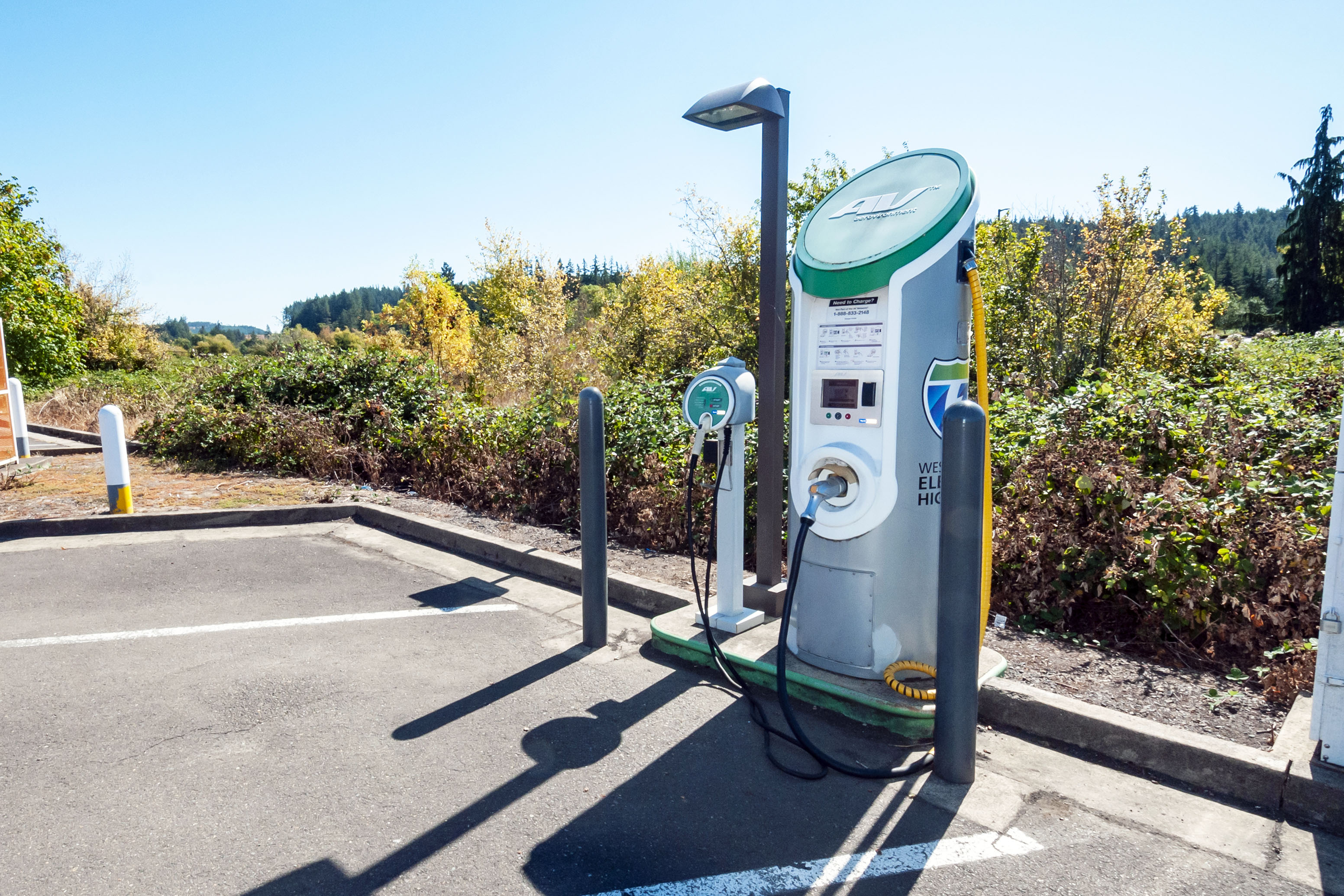 Free EV Charging Image 2